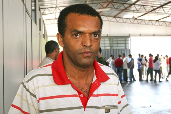REIVINDICAÇÃO - Sebastião Ronaldo, presidente do Sindicato dos Sapateiros da região, protocola hoje reivindicação da categoria